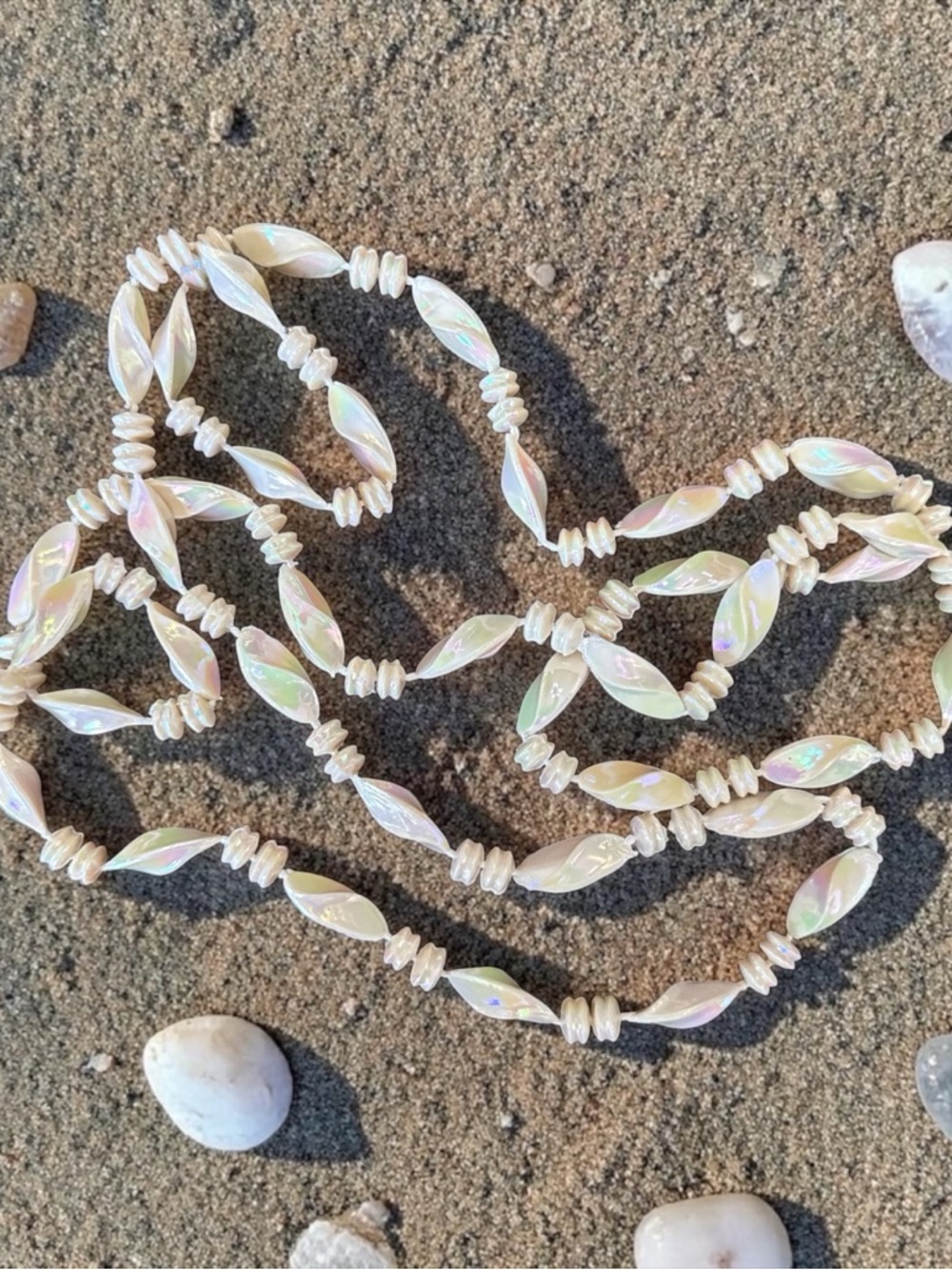 Vintage 70s White Faux Mother of Pearl Beaded Flapper Necklace Long 52” Loop